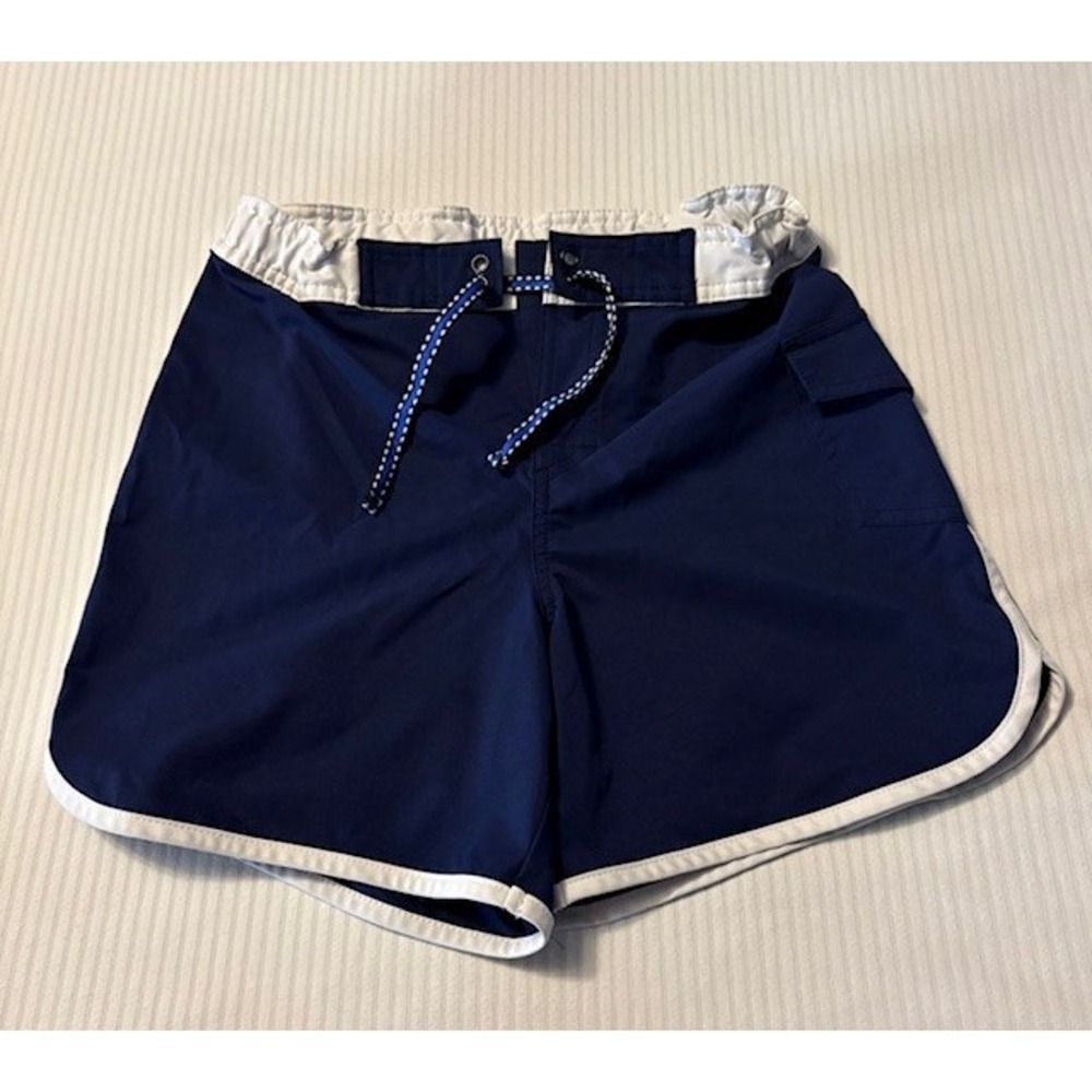 LL Bean kids size 16 navy blue shorts, beach style